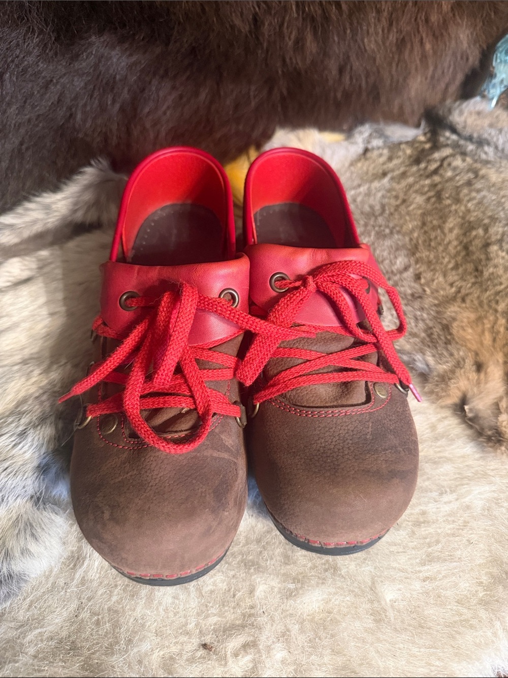 Sanita Brown Suede Clogs with Red Trim and Laces 9 (4000)